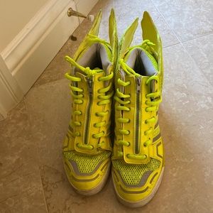 Adidas shoes for man